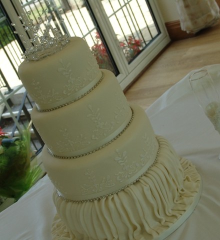 Vintage Ivory 4 tier Wedding Cake